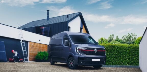 Renault Trucks Master Red EDITION Exclusive Renault Trucks Master Red EDITION Exclusive