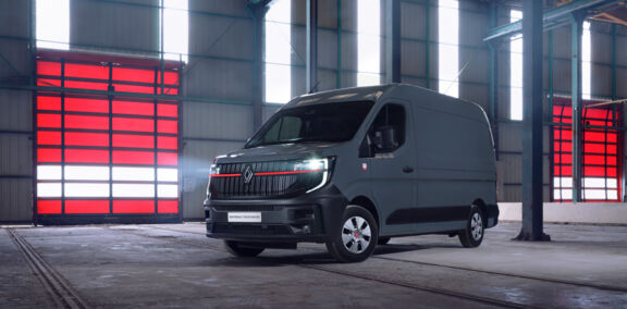 Renault-Trucks-Master-03 Renault-Trucks-Master-03