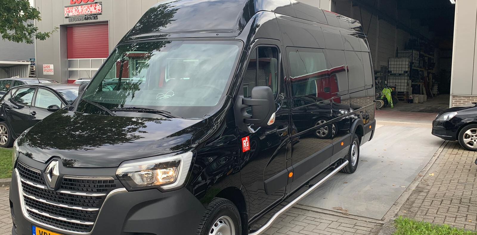 LoosBetonvloeren_LVS-Bedrijfswagens_Renault_01