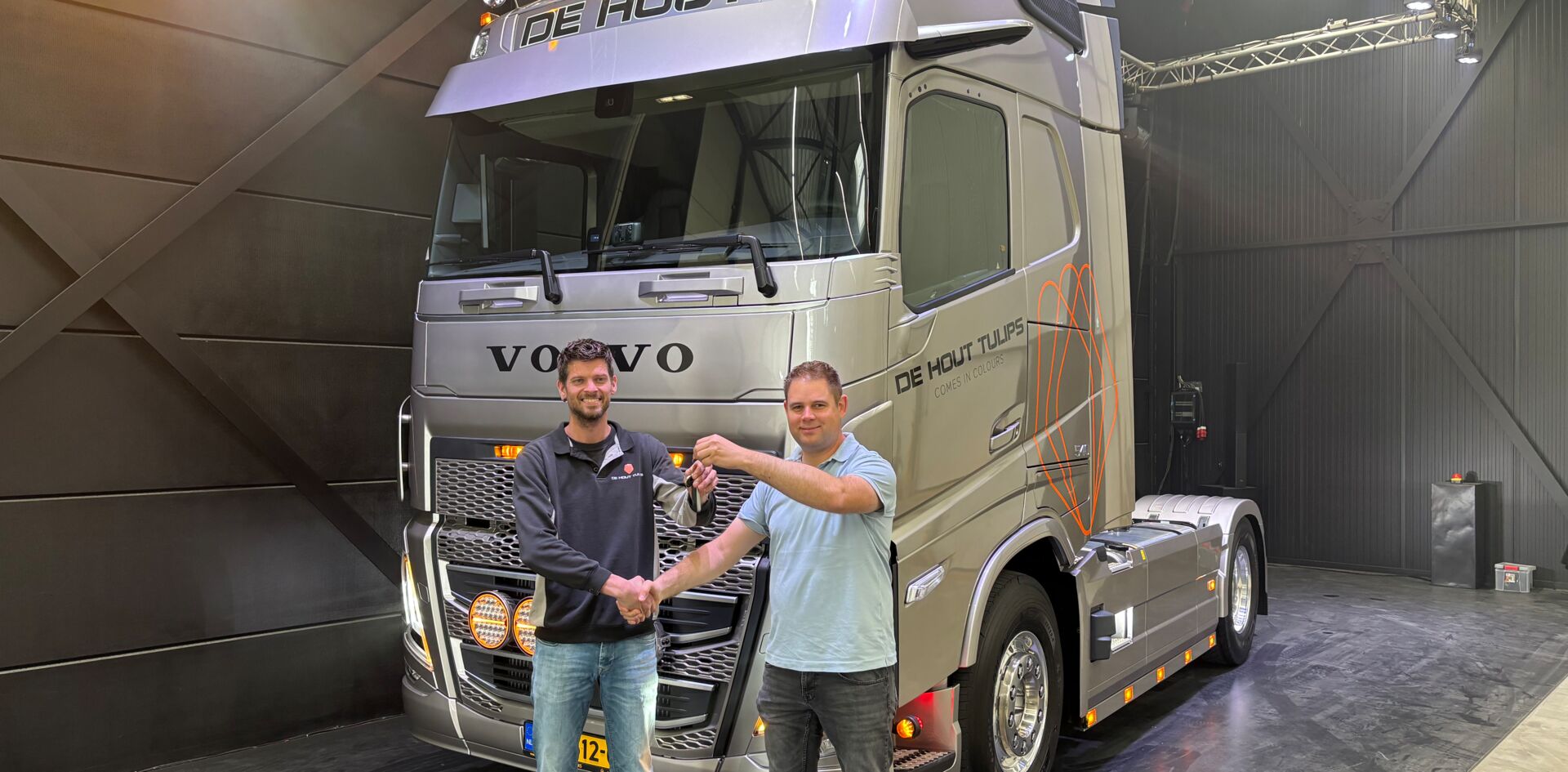 Aflevering de Hout Tulips B.V.