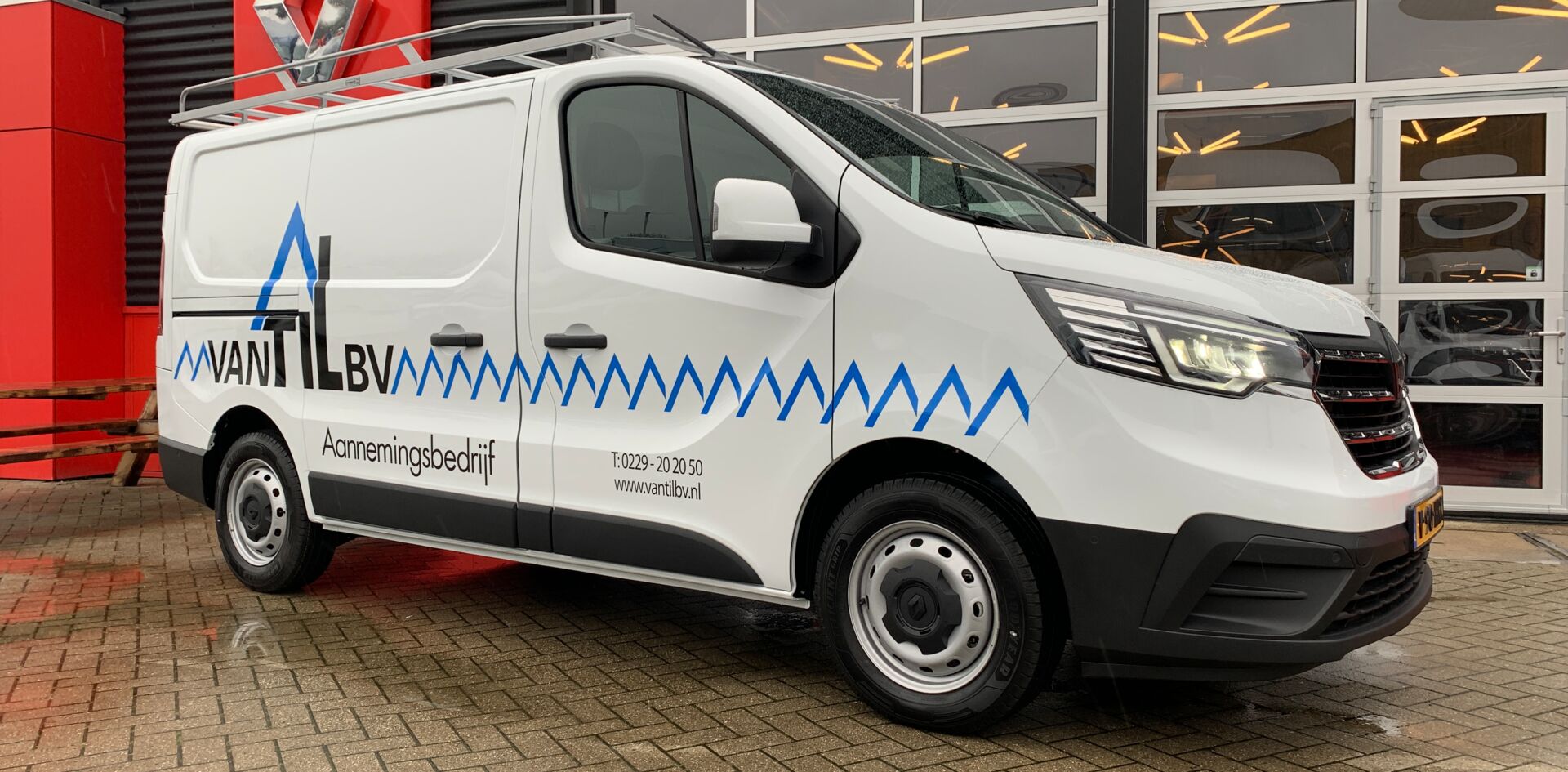 Aflevering van Til BV Aannemingsbedrijf 