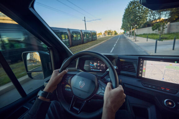 Renault-Trucks-Master-chassis-dubbele-cab-03 Renault-Trucks-Master-chassis-dubbele-cab-03