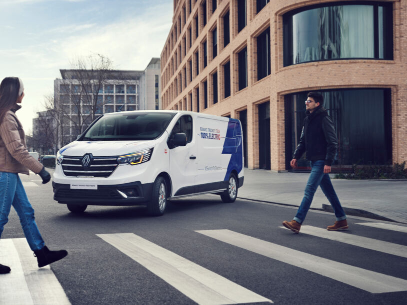 Renault-Trucks-Trafic-E-Tech-07 Renault-Trucks-Trafic-E-Tech-07