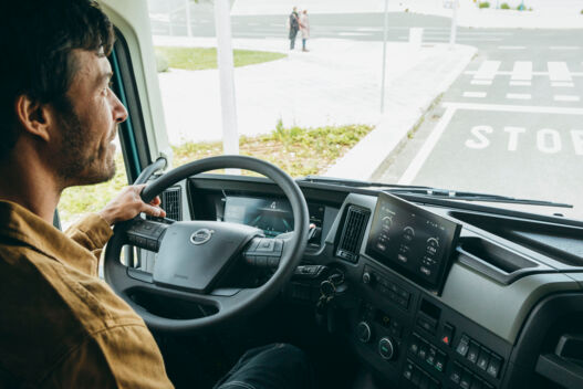 Er zijn allerlei opties om het rij- en werkcomfort verder te verhogen. Bijvoorbeeld met het elektronisch geregelde stuurbekrachtigingssysteem Volvo Dynamic Steering.