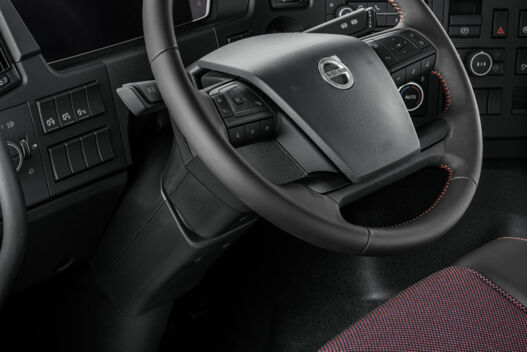 Stel zelf u favoriete rijpositie in met het verstelbare stuur met kantelbare stuurkolom.