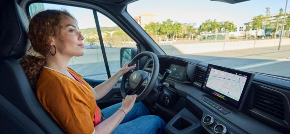 Renault-Trucks-master-platform-cab-02 Renault Master E-Tech platform cabine