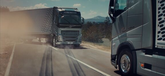 volvo-trucks-fall-in-love-and-fly-to-write-a-romantic-story-to-share-with-the-world Volvo FH I-Save