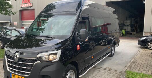 LoosBetonvloeren_LVS-Bedrijfswagens_Renault_01